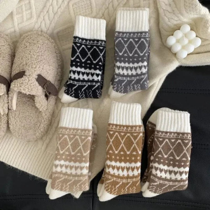 Fluffiga vinterstrumpor 5-pack – varma & mjuka mysstrumpor